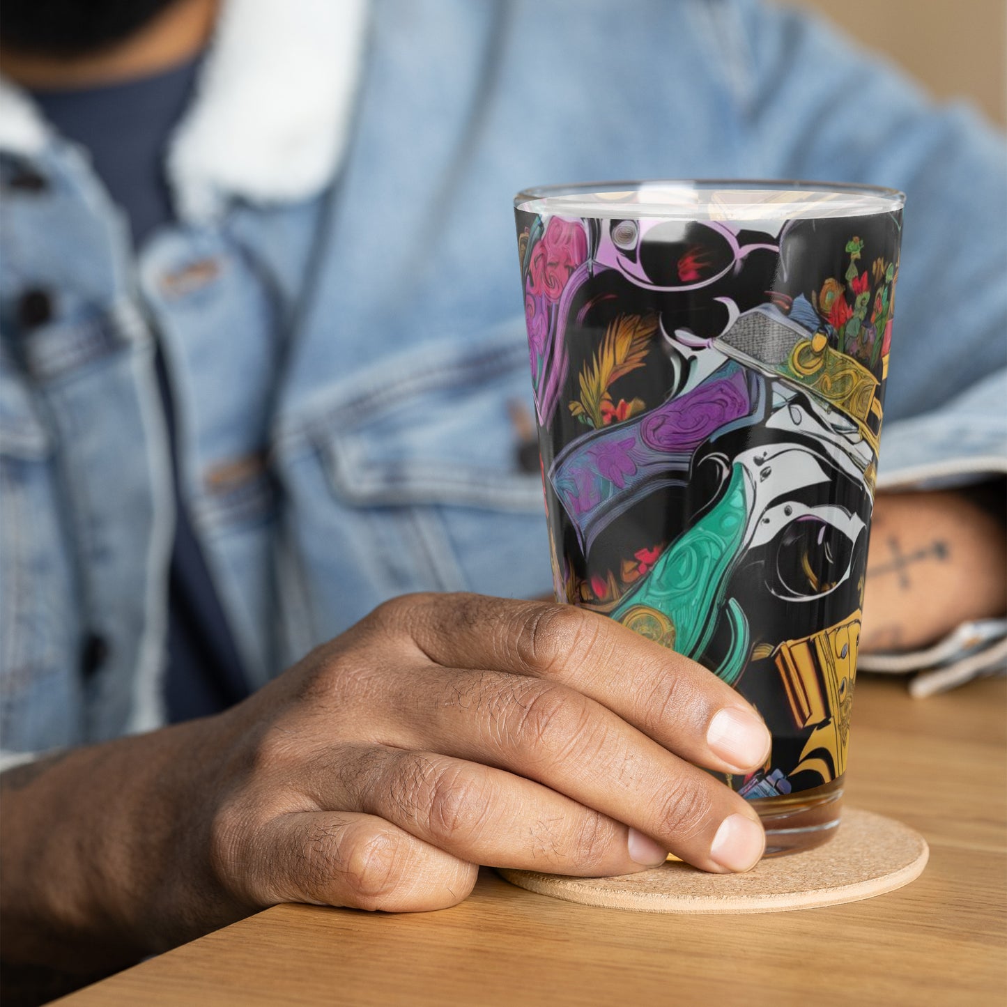 Shaker pint glass
